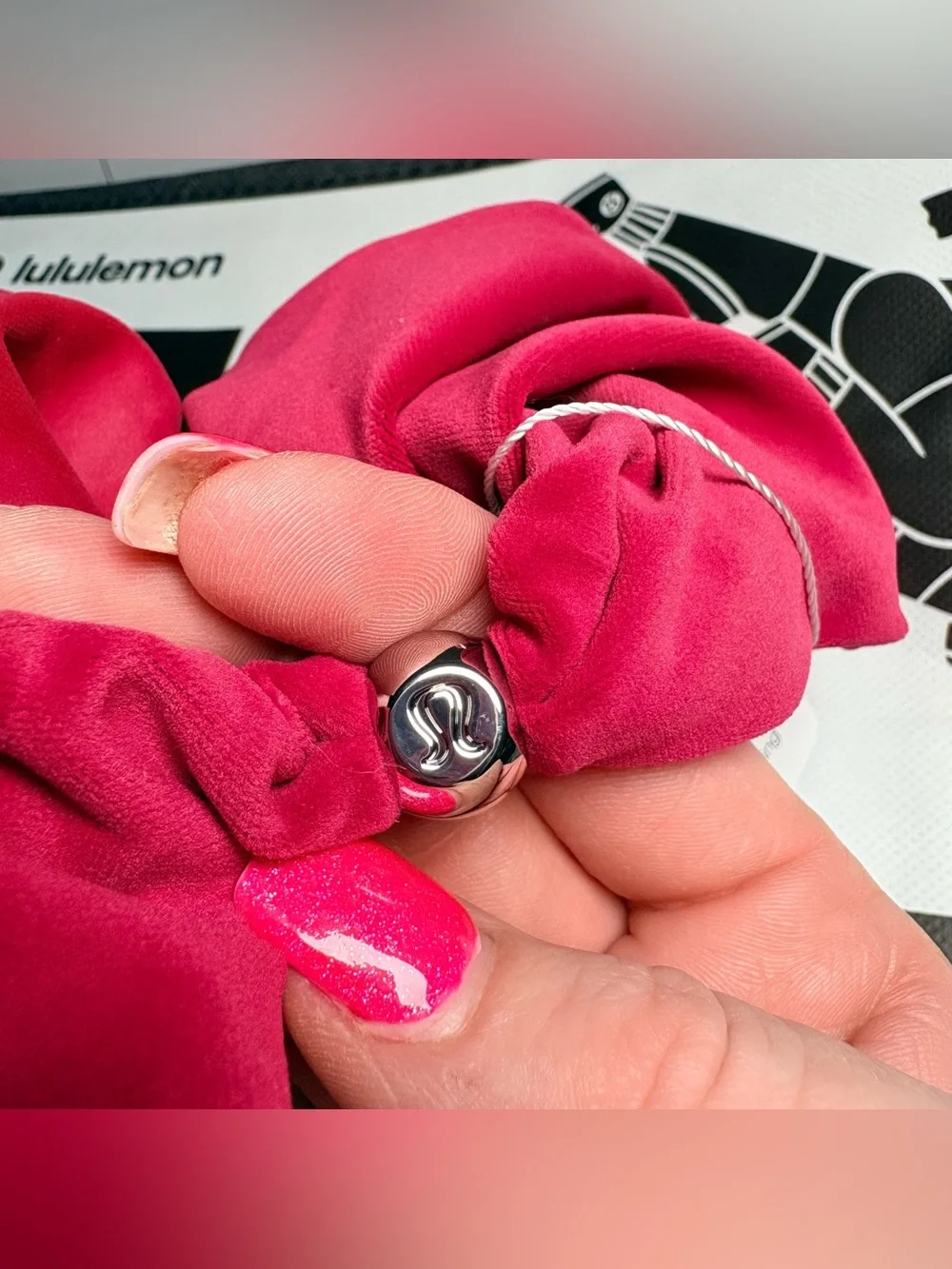 Lululemon Uplifting Scrunchie Oversized. Berry Rumble NWT